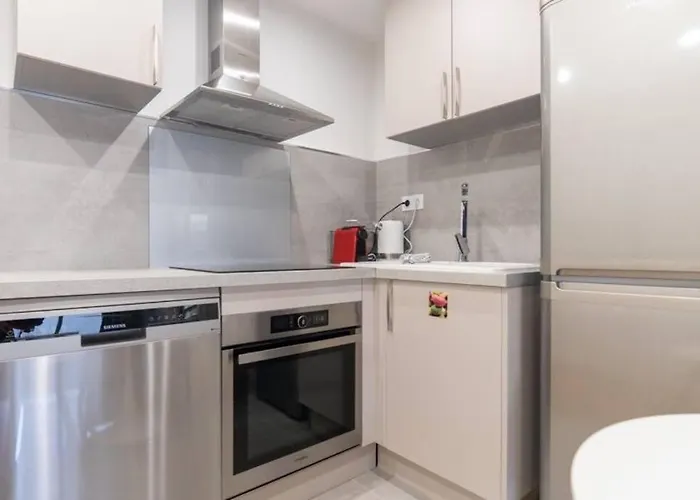 Coeur 16eme, Standing Et Calme * Paris